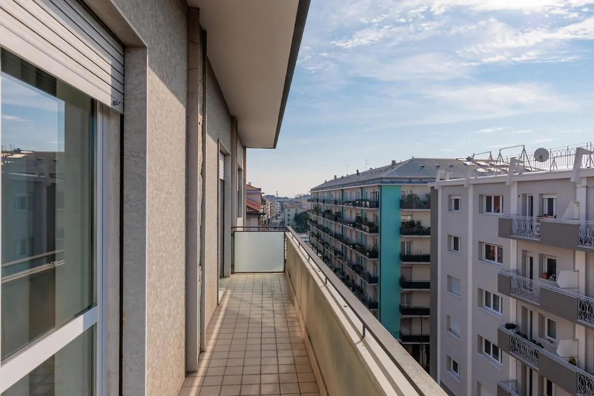 Apartment Signorile Appartamento In Mestre 1 Min From Tram To Venice