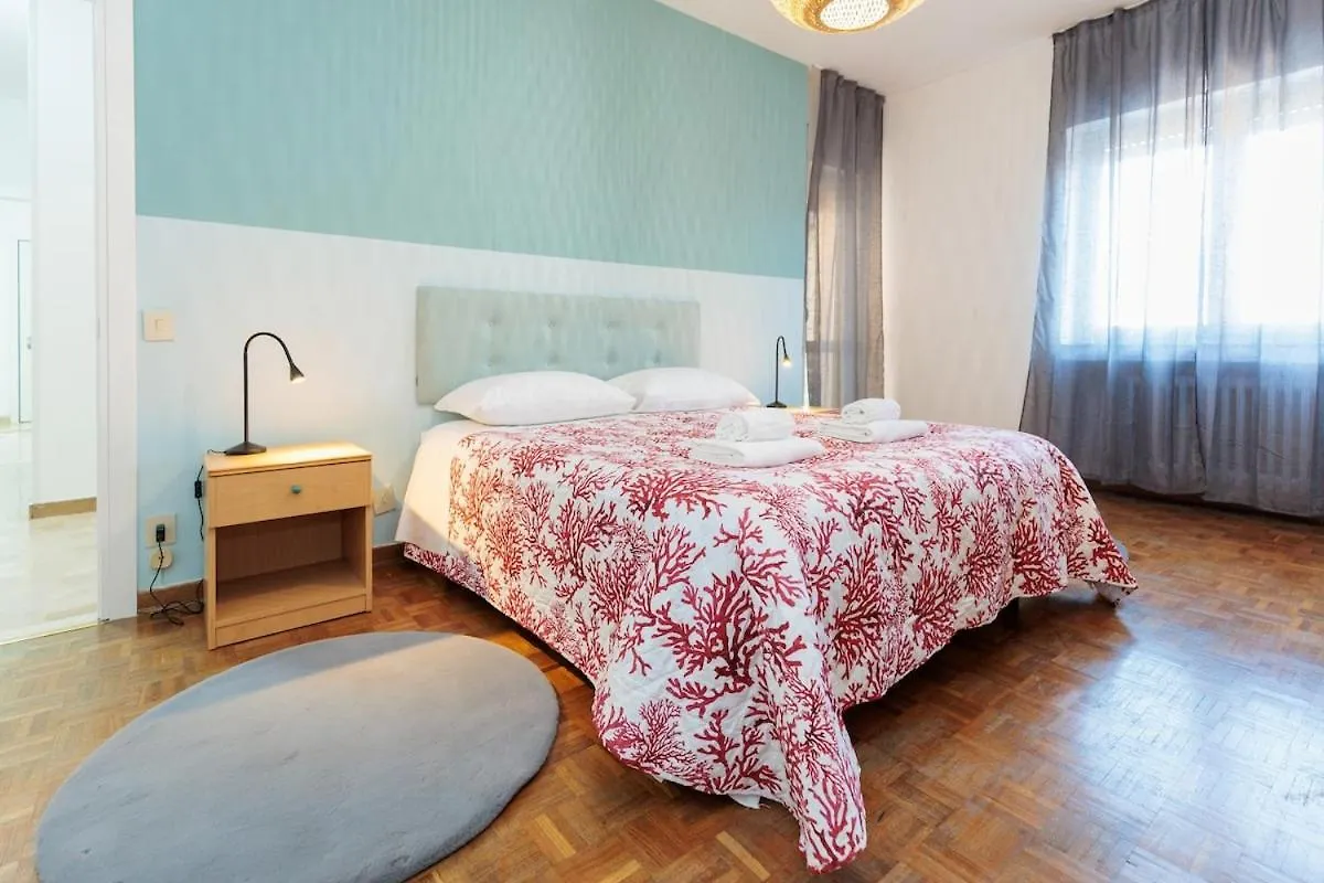 Signorile Appartamento In Mestre 1 Min From Tram To Venice 0*,